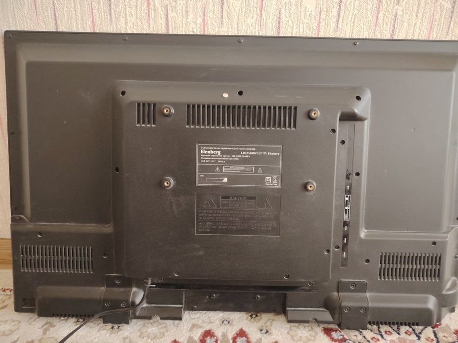 Телевизор Elenberg на запчасти
