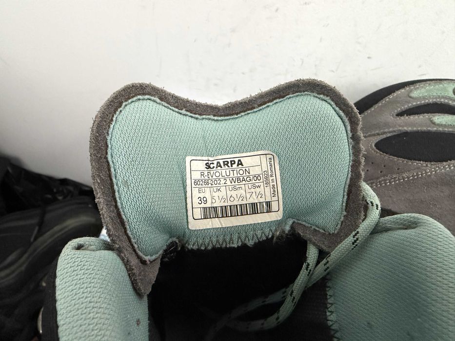 Scarpa R-evolution Gore-Tex''оригинални туристически боти 39 номер
