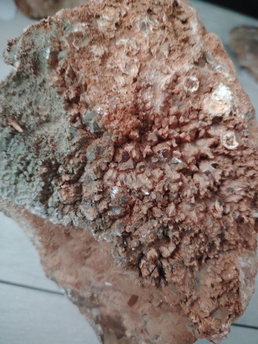 Piatra  opal in forma ei naturala