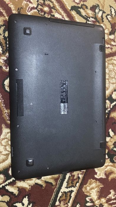 ASUS  Noutbook MR752