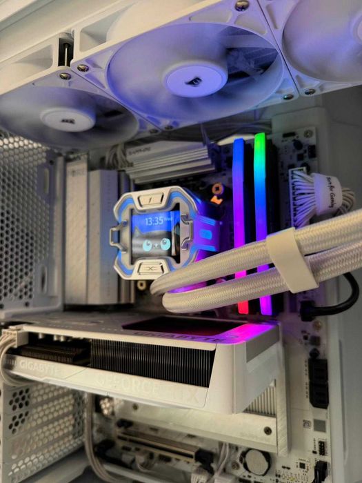 PC Ryzen 7 9850X3D,RTX 5060Ti,32GB DDR5, 1TB SSD,TVA,Garantie,Rate!