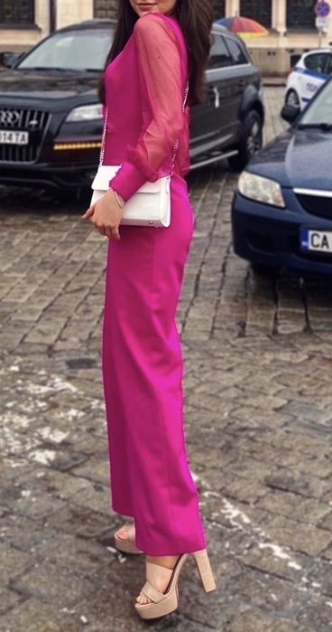 Елегантен официален гащеризон в цвят фуксия. - С/М