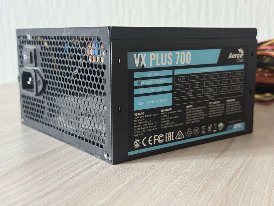 Материнская плата и блок питания