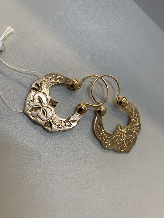 Золото серьги г.Астана