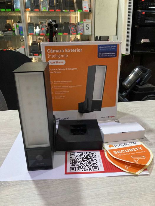 Смарт външна камера със сирена Netatmo, FHD, черна