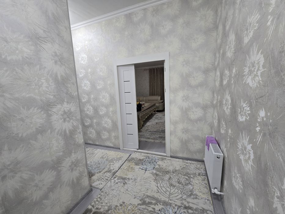 Mindon obod xududida  2 xonalik uy sotiladi