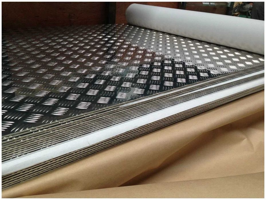 Алюминиевый рифлёный лист