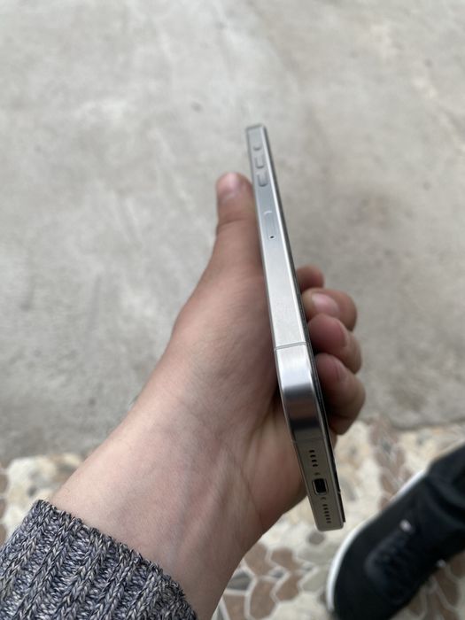 Iphone 15 pro max 256gb white