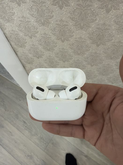 AirPods Pro 1 серии