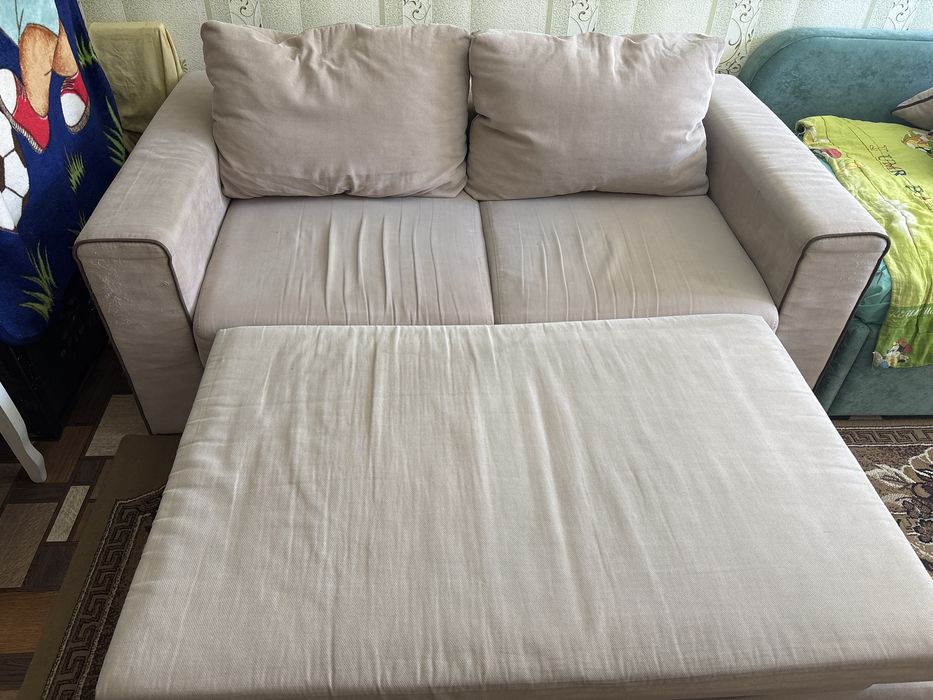 Диван/самовывоз/цена договорная