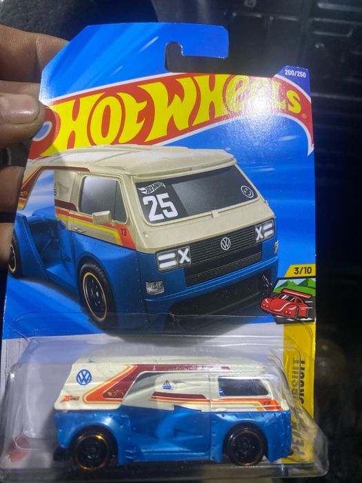 Хотвилс Hotwels..