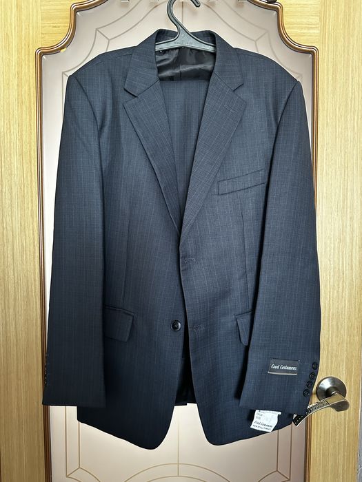 Мужской костюм новый