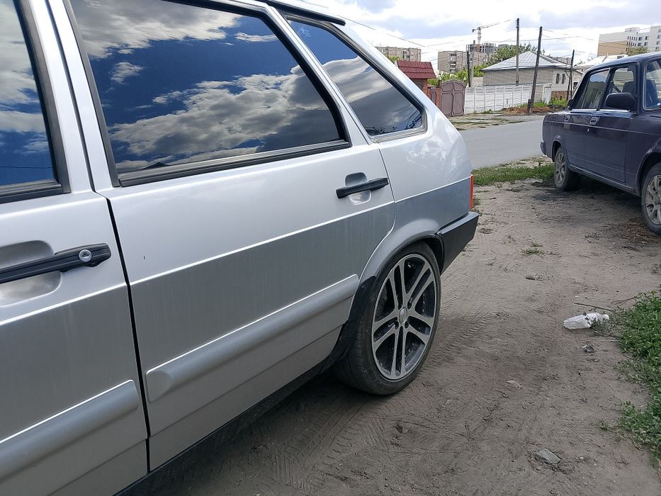 Продаем машину ваз 2109