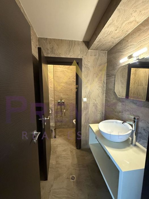 Продава се Офис в Варна, Чайка - 102 кв.м за 2451 €/кв.м - Снимка #4