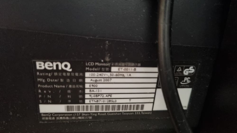 monitor LCD marca BenQ, modelul E900 (cod model: ET-0011-B)