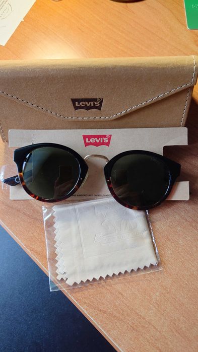 Очки Levi's Sunglasses униceкс Tortoise зелёное стекло G15