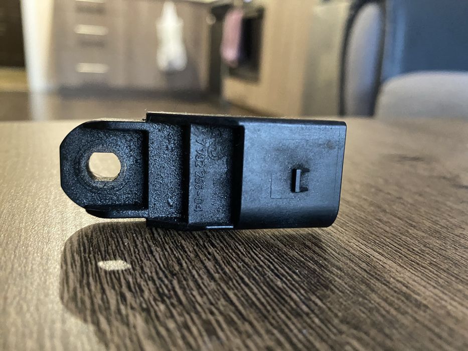 Датчик разпределитен вал