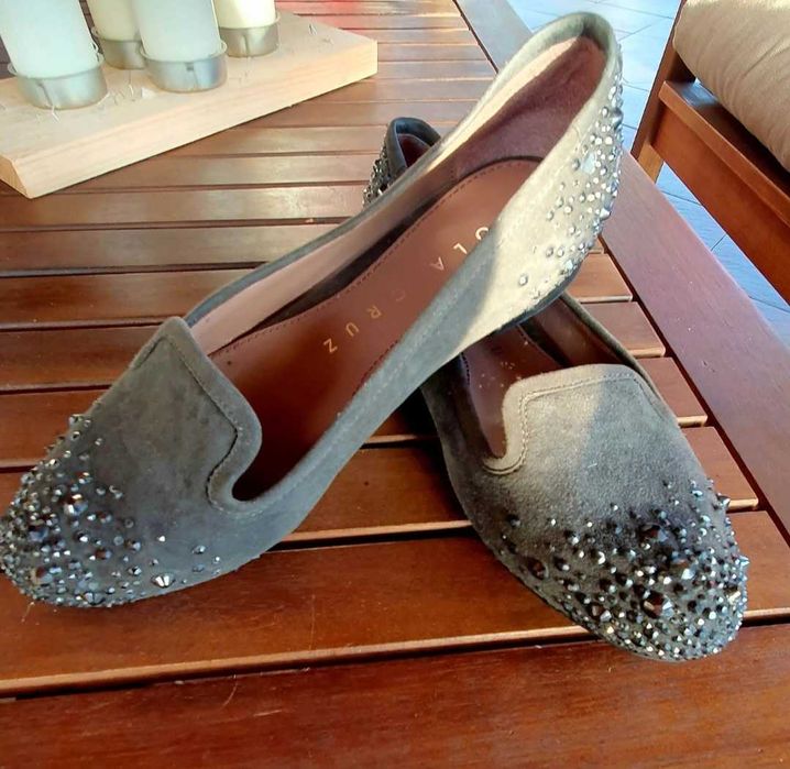 Balerini Lola Cruz , piele intoarsa