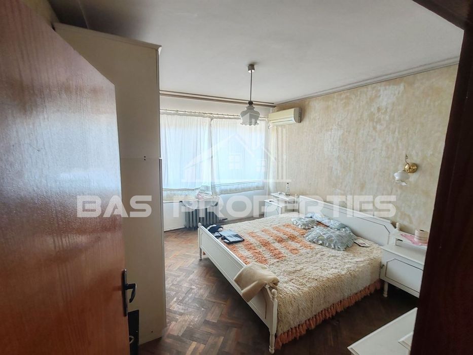 Продава се Къща в с. Петърч, Област София-област - 130 кв.м за 1808 €/кв.м - Снимка #8