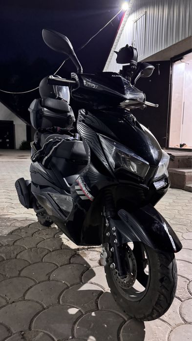 Скутер мопед м10