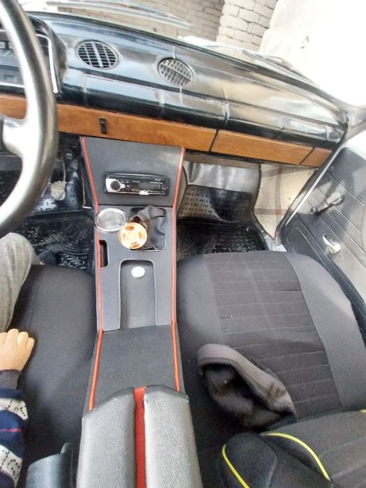 Жигули сотилади  хамма нарсаси зур