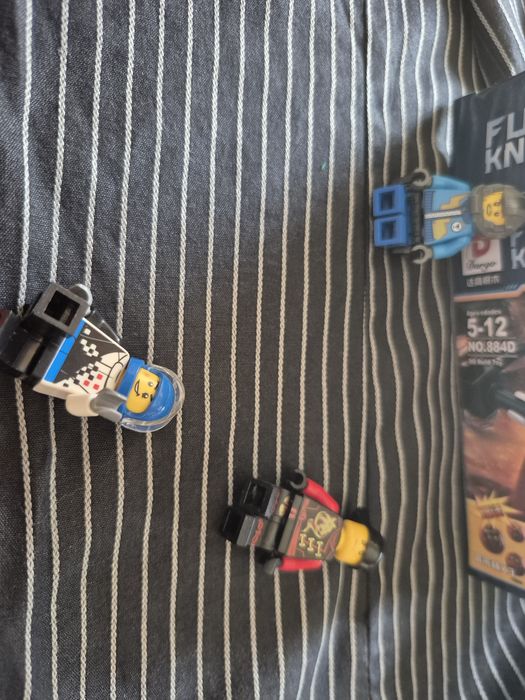Lego предлагам.Лего.+подарък конструктор за игра.