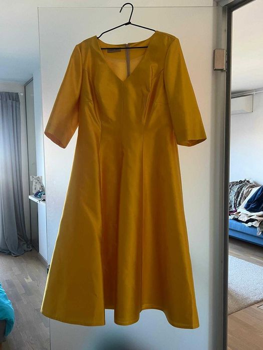 Rochie Designer Basir Rassha Design (Custom) – Mărimea M – Galbenă – Impecabilă