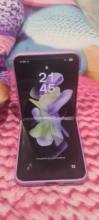 Samsung Z Flip 4 128 GB Purple (лилав)