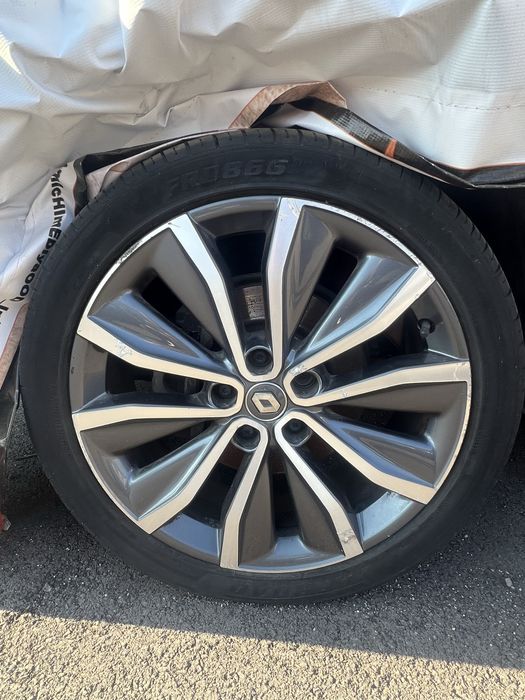 Оригинални джанти “19” Renault