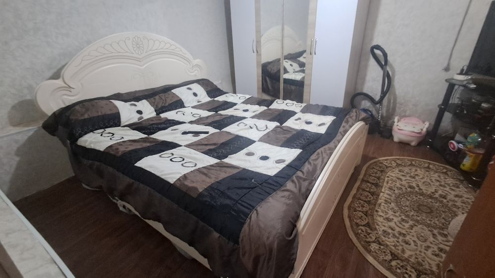Продам кровать  самовывоз
