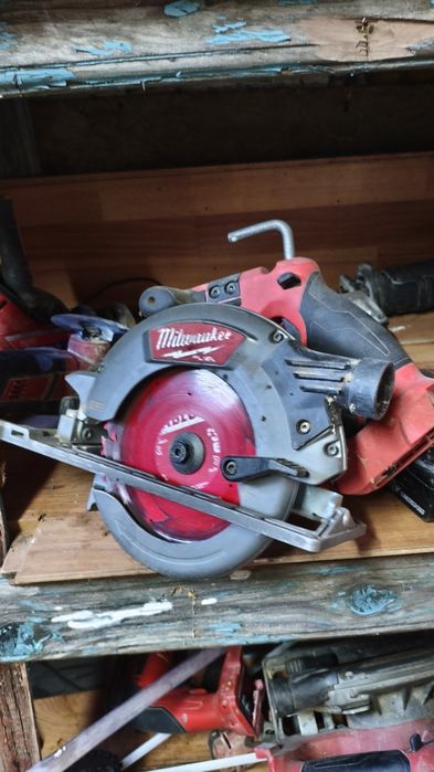 circular oscilobatant  metabo305