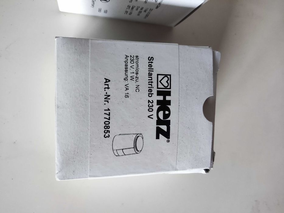 Дигитален стаен термостат Herz 1779501