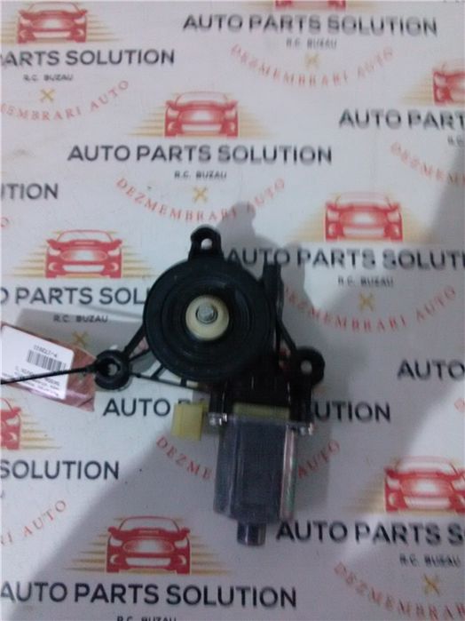 Motoras macara geam usa stanga fata skoda octavia 3