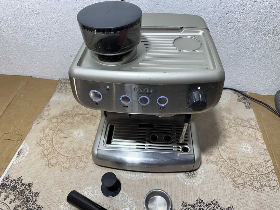 Кафемашина - Breville Barista Max