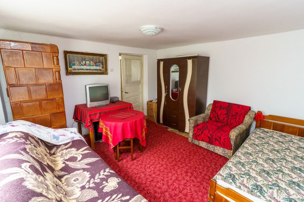 Parter vila 50mp cu intrare si curte separate
