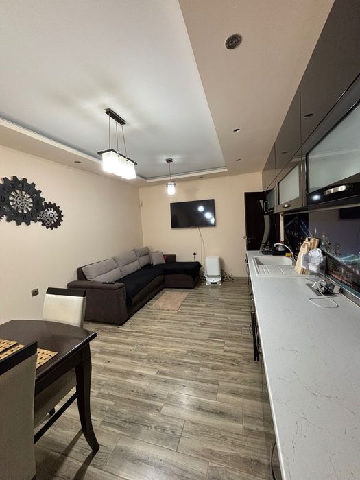 Продава се Двустаен апартамент в Добрич, Балик - 60 кв.м за 1445 €/кв.м - Снимка #2