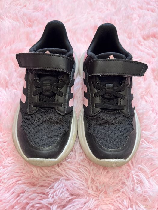 Adidas маратонки за момиче, 32 номер
