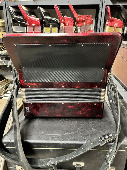 Acordeon Hohner Verdi 2 bandon cu 80 baisi