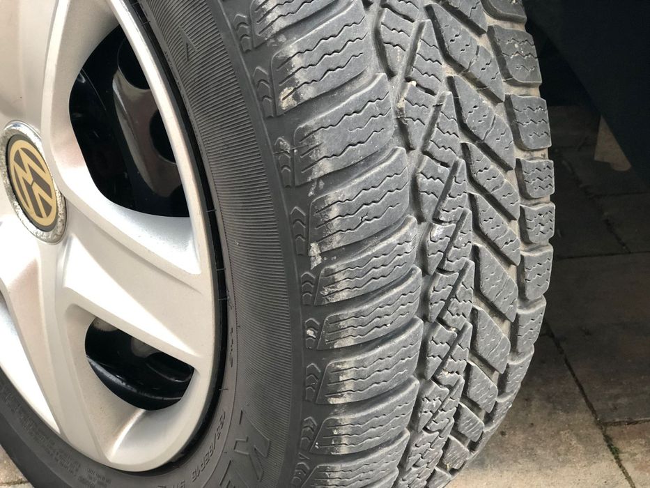 Volkswagen golf 5 1.6 benzina 2007. 190.000 km