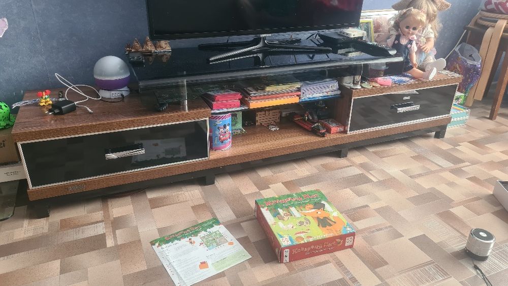 Продам тумба пот телевизор
