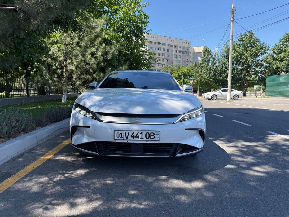 VIP Такси в Ташкенте – аренда автомобиля с водителем