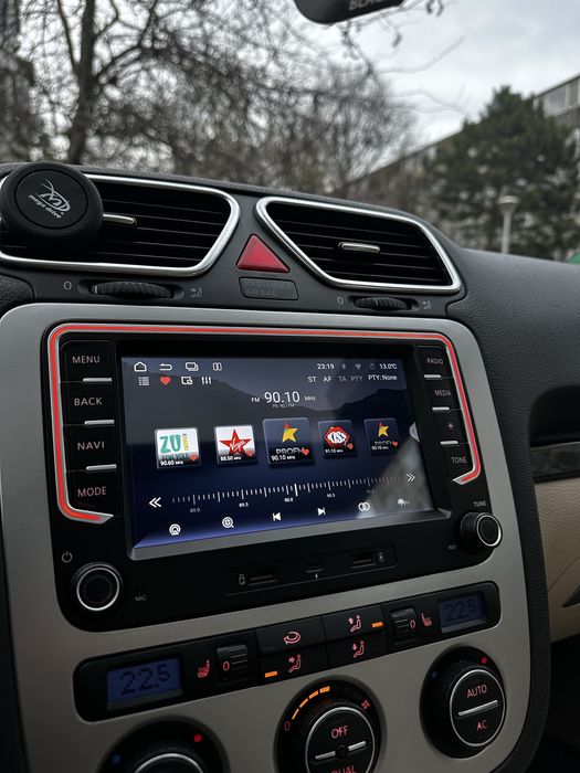 Vand navigatie dedicata Volkswagen/Skoda/Seat cu Carplay Wireless si AA, ambeintale qled
