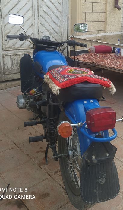 Урал мотоцикл сотилади.вилкаси хам бор .матор  хадавой заводской.тахт.