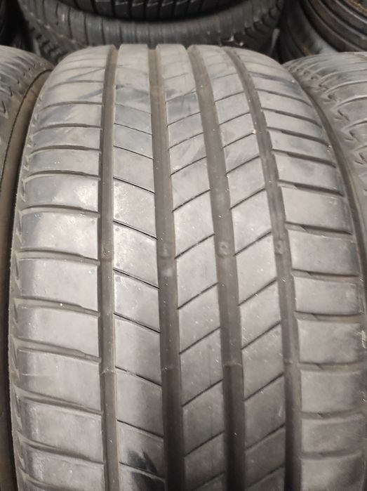 245/40/19 Bridgestone