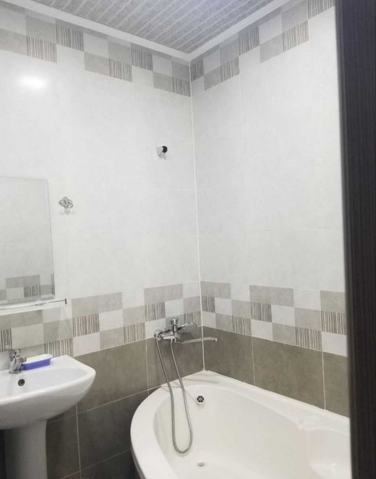 Chilonzor tumanida 2xonale kivartera bor bezmaklir