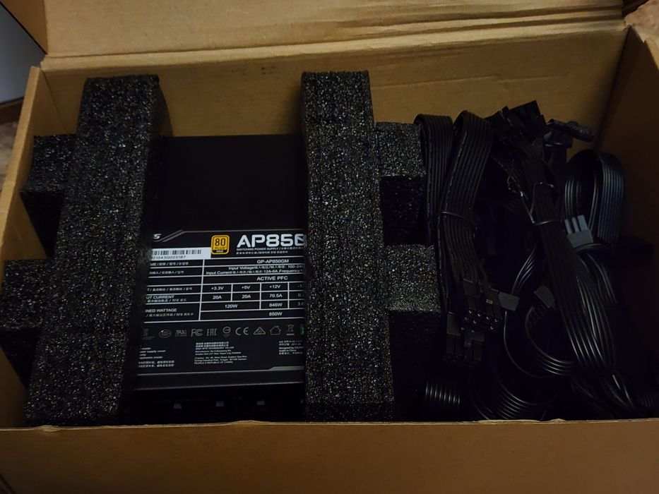 Блок питания Gigabyte Aorus AP850GM Модульный Gold