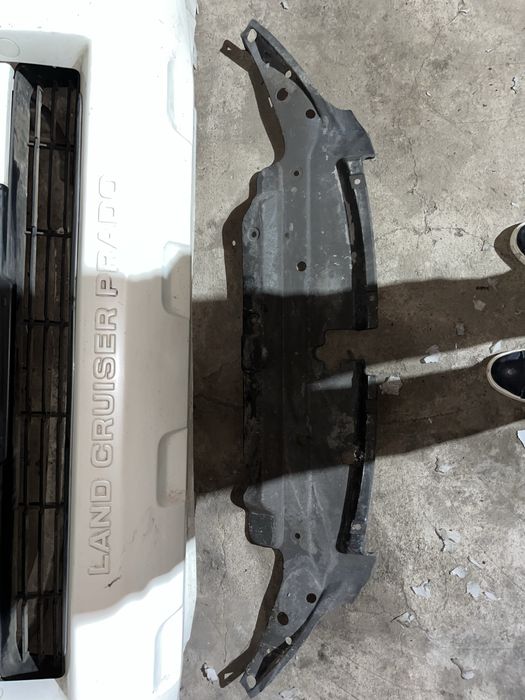 Фары на прадо 2011год  бампер на прадо 150