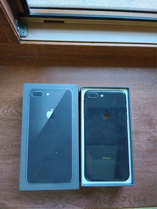 Продам айфон 8 плюс