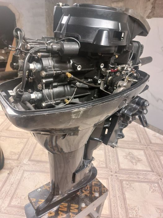 Продам лодочный мотор Гладиатор 9.9