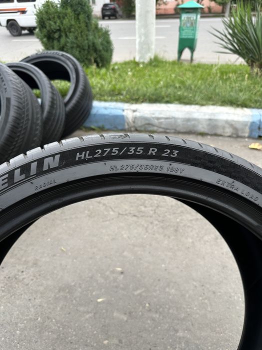 Продается 1 шина Michelin Pilot Sport 4 SUV 275/35 R23.